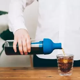 Bouteille en verre bouchon bleu pour café glacé - 75cl-4607